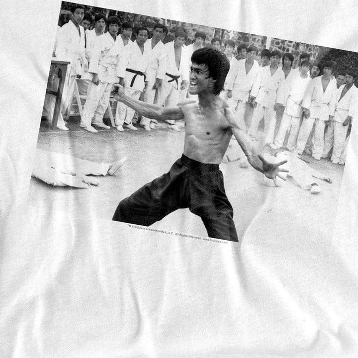 Produktbild Bruce Lee Triumphant TShirt Langärmlig (M)
