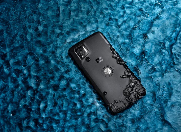 Image du produit Crosscall Stellar-M6 (128 Go, Noir, 6.10", Double SIM hybride, 5G)
