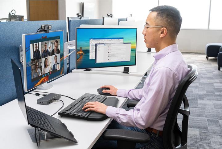 Actual product image Kensington KB100S EQ KEYBOARD - (DE, Cable)