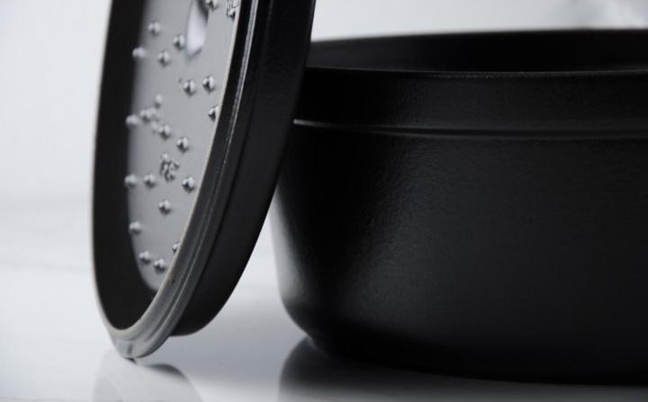 Productafbeelding Staub La Cocotte (24 cm, Braadpan + kasserol, Gietijzer)