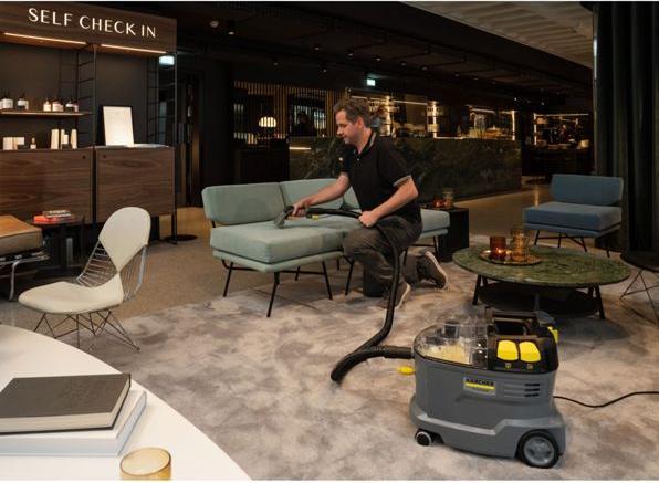 Actual product image Kärcher Puzzi 8/1 (Wet dry vacuum cleaner)