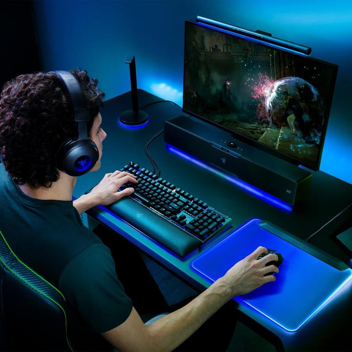 Actual product image Razer BlackWidow V4 Pro (Germany, Cable)