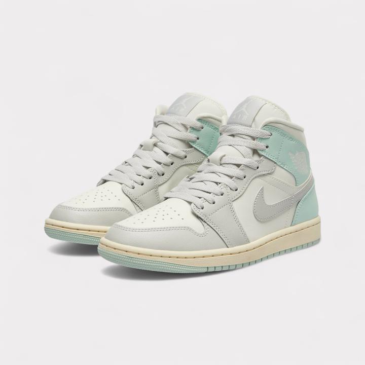 Produktbild Jordan Air 1 Mid (42)
