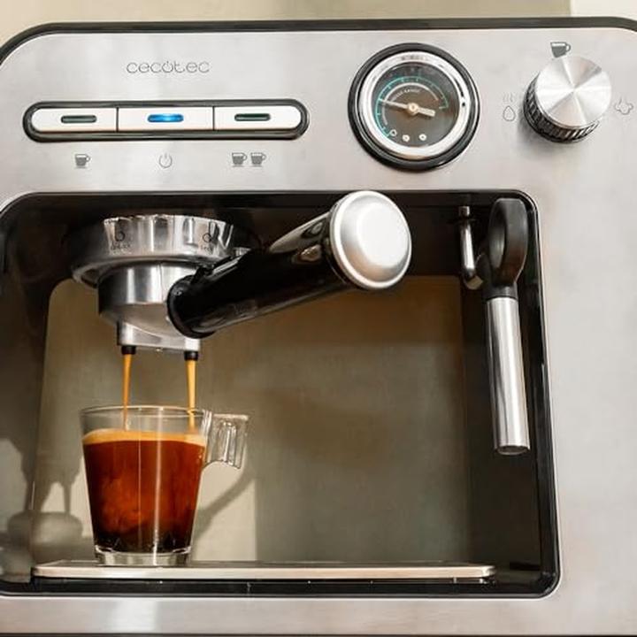 Actual product image Cecotec Power Espresso 20 Square Pro