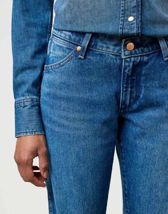Actual product image Wrangler Jeans Low Rise Cowboy Jean (32)