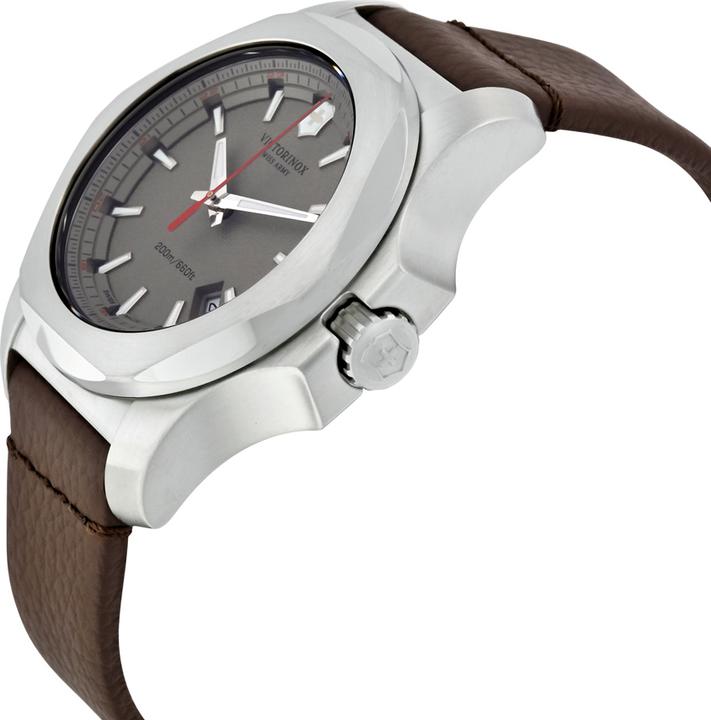 Produktbild Victorinox I.N.O.X. (Analoguhr, Swiss Made, 43 mm)