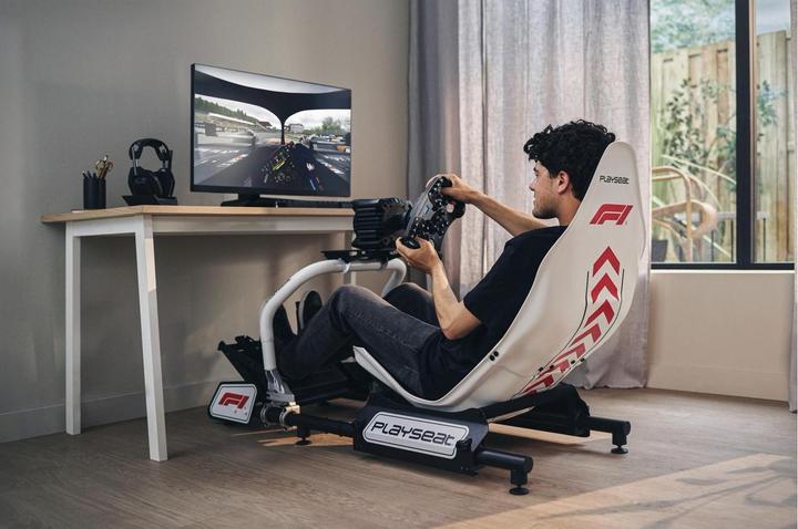 Actual product image Playseat Formula Instinct - F1 Edition