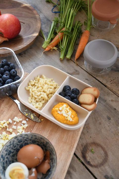 Actual product image Beaba Unterteilter Silikonteller beige