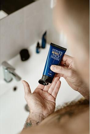 Actual product image Steve´s No Bull***t face wash (Facial cleansing wipes, 100 ml)