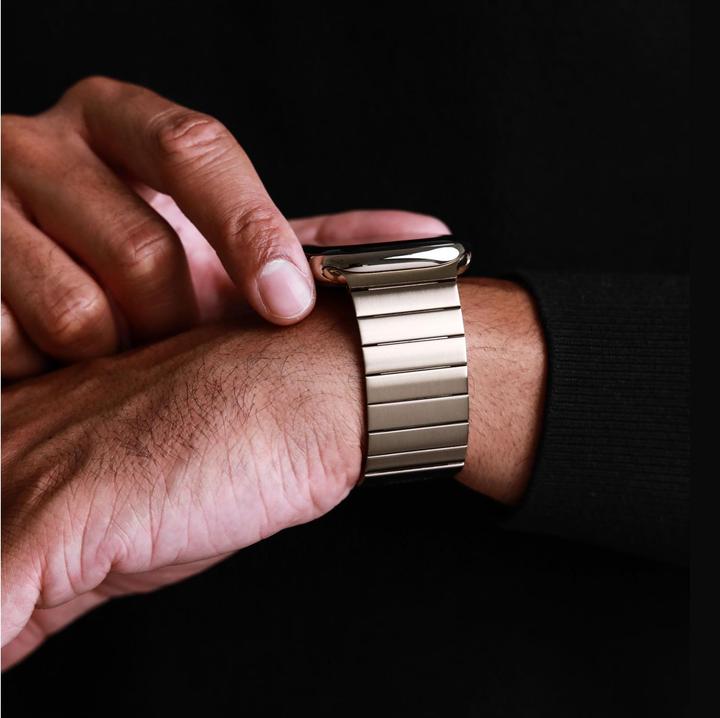 Produktbild Vonmählen Edelstahl Gliederarmband Pro für Apple Watch 44/45/46/49mm, gold (44 mm, 316L-Edelstahl, Edelstahl)