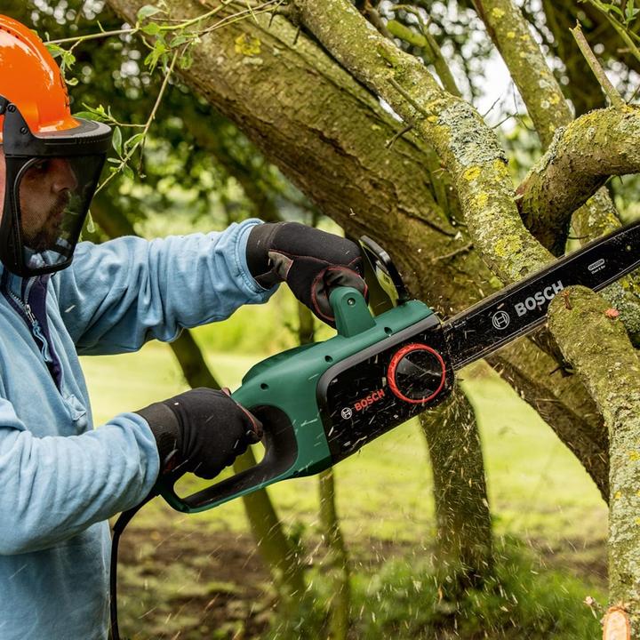 Actual product image Bosch Home & Garden Universal Chain 35 (Electric chain saw)