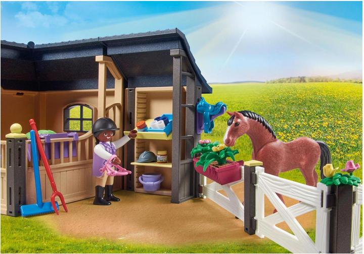 Produktbild Playmobil Reitstall (71238, Playmobil Country)
