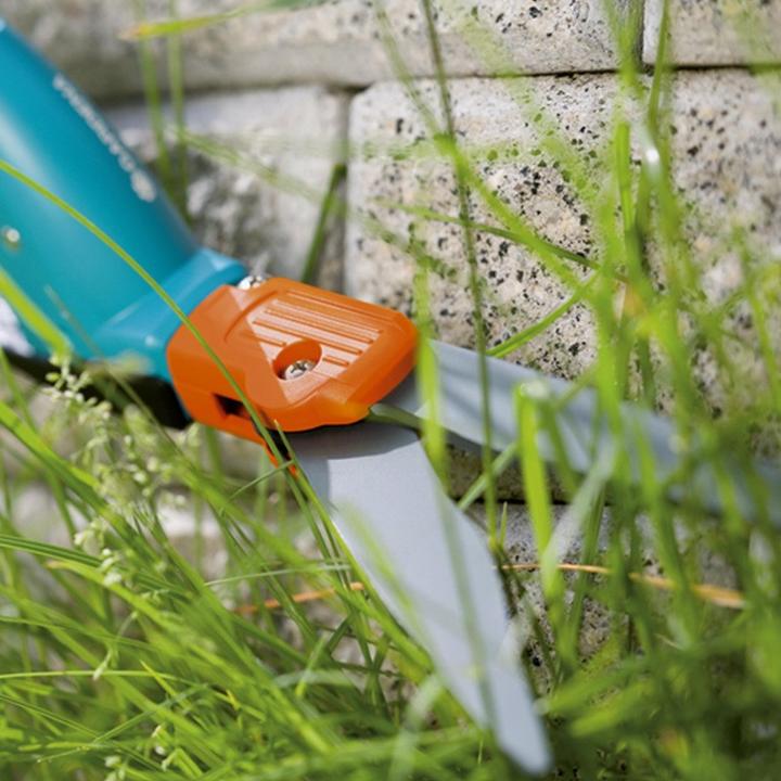 Productafbeelding Gardena Comfort Grasschaar lange steel