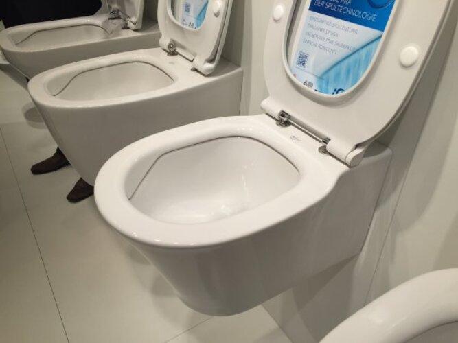 Immagine prodotto Ideal Standard WC Connect Air Aquablade bianco con rivestimento a parete E0