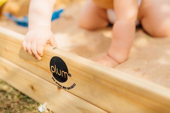 Produktbild Plum Spielsandkasten mit Staufach und Schutzhülle