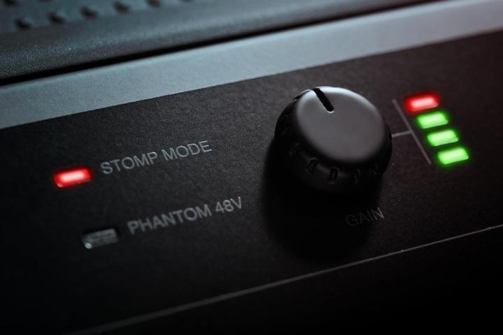 Produktbild IK Multimedia iRig Stomp I/O (Lightning, USB)