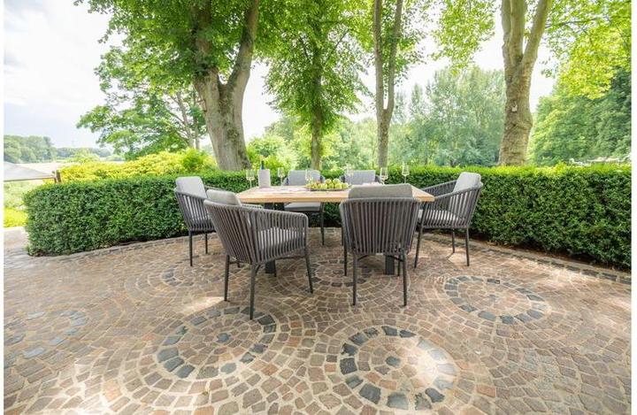 Actual product image Giardimo Manhattan