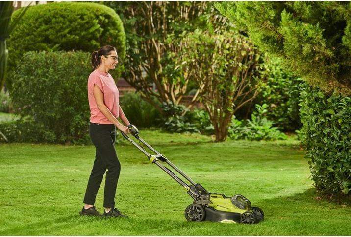 Actual product image Ryobi RY18 lmX40C-150 (Rechargeable battery operated)