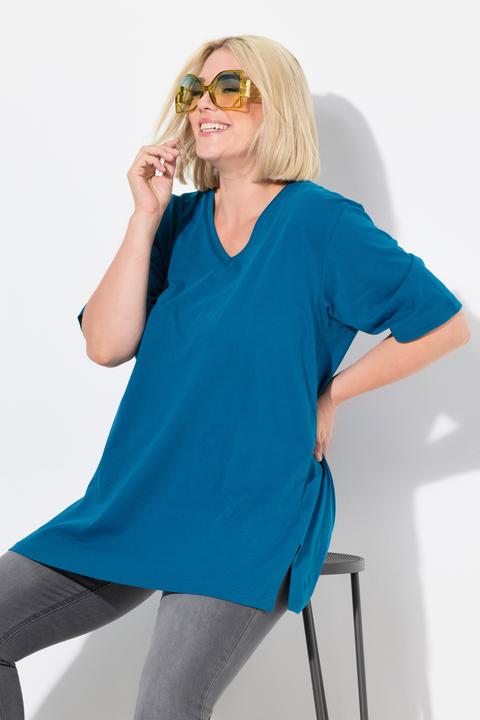 Actual product image Ulla Popken Basic V-Neck Relaxed Fit Short Sleeve Tee (60)