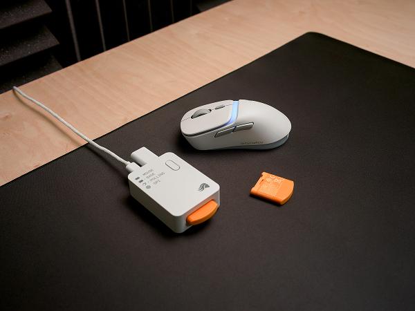 Produktbild Glorious Model D 3 Wireless Mouse White (Kabellos)