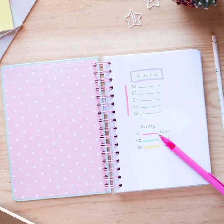 Actual product image Notebook Pusheen A5, blank, light green (A5, Plain, Hardcover)
