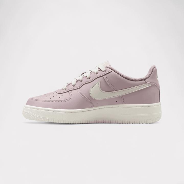 Image du produit Nike Air Force 1 Low (37.5)