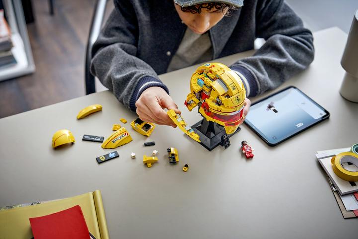 Image du produit LEGO 43022 Confidential