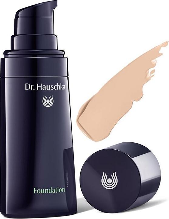 Produktbild Dr. Hauschka Foundation 002 pine (Nr. 002 - Pine)