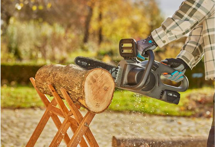 Actual product image Gardena Akku-Kettensäge PowerSaw 250/18V P4A solo (Battery chain saw)