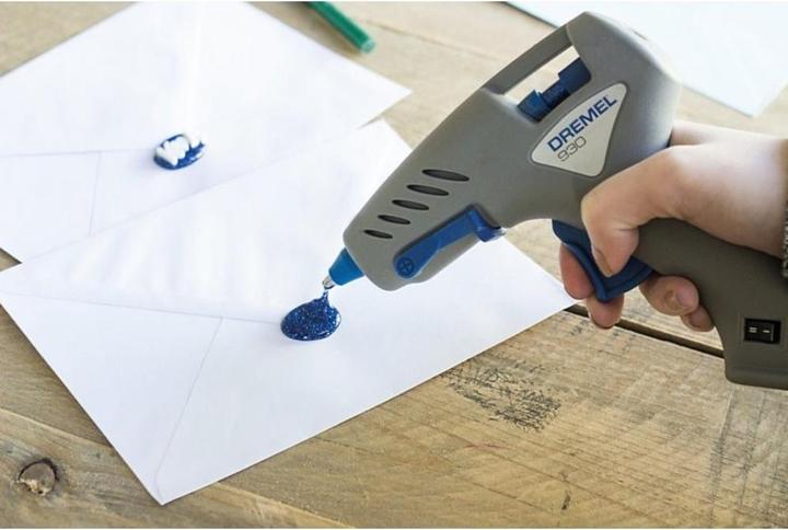 Image du produit Dremel Pistolet à colle chaude 930-18 Hobby
