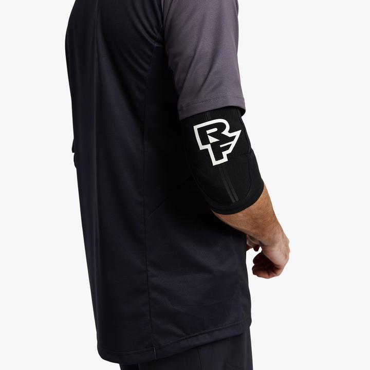 Image du produit Race Face Indy Elbow V2 (XL, Coudes, Modèle unique)