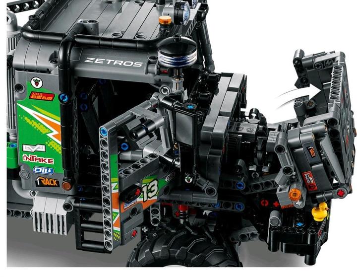 Image du produit LEGO Camion tout-terrain Mercedes-Benz Zetros (42129, LEGO Technic)