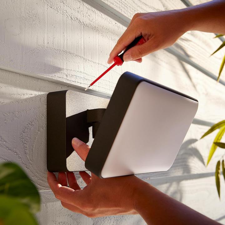 Actual product image Philips Hue Welcome Base (2600 lm)