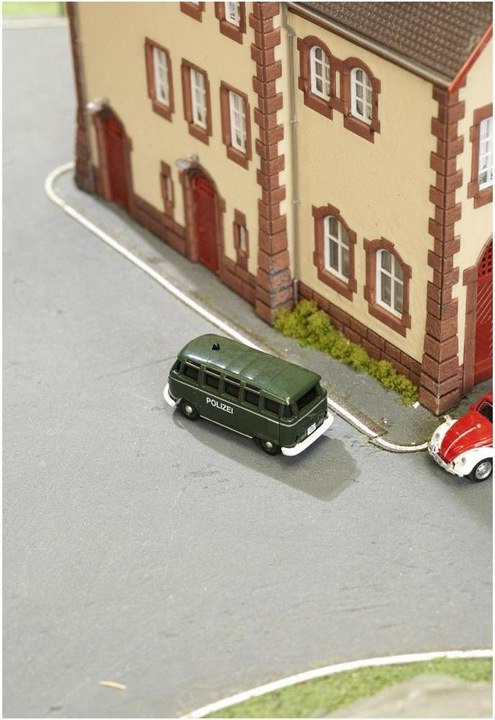 Productafbeelding Carson 1:87 VW T1 Poliz.+Maltes. Combo 2.4G LCD