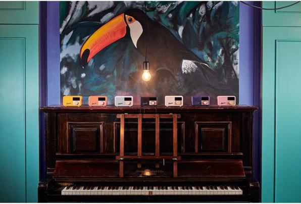 Actual product image Roberts Revival Petite 2 (DAB+, DAB, FM, Bluetooth)