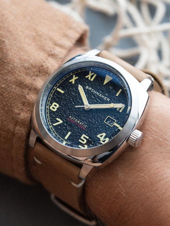 Actual product image Spinnaker SP-5071-01 Hull Automatic 42mm 10ATM (42 mm)