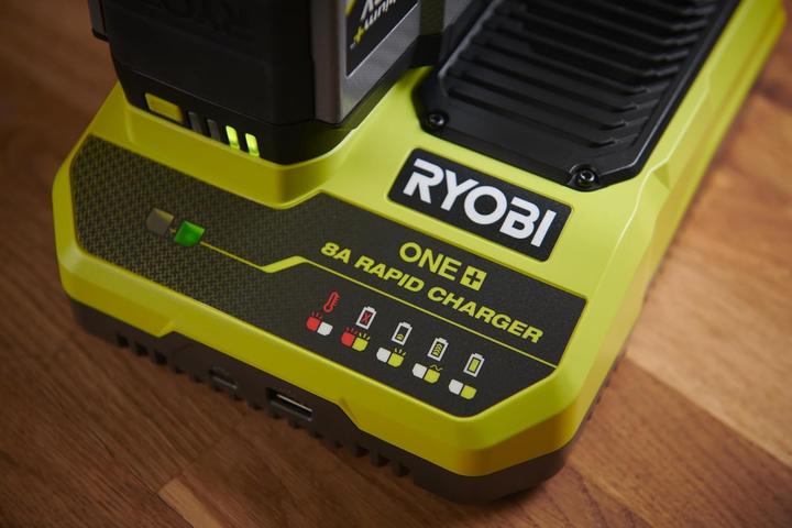 Actual product image Ryobi 8A fast charger RC18180 ONE+ 18V (18 V)
