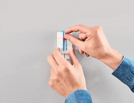 Actual product image tesa Adhesive nail set