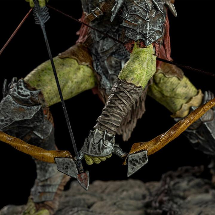 Produktbild Iron Studios The Lord of the Rings - Archer Orc Statue Art Scale 1/10