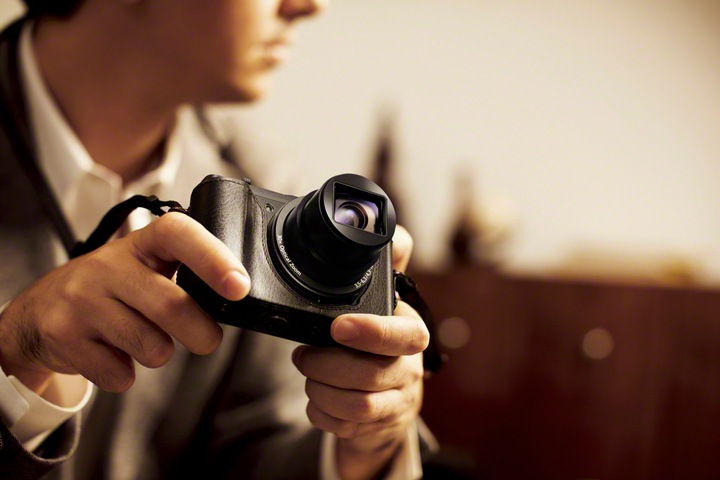 Image du produit Sony Dsc Hx60vb (20.40 Mpx, 1/2,3'')
