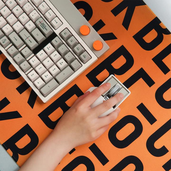 Actual product image Lofree ON913 Desk Mat-Vintage Orange