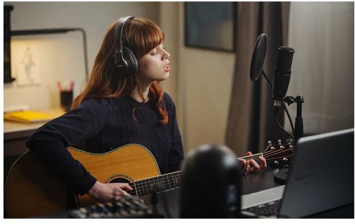 Produktbild AKG K361 (Passive Geräuschunterdrückung, Kabelgebunden)