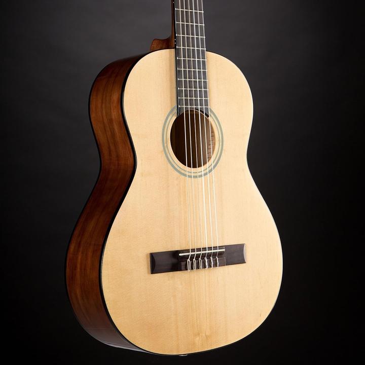 Actual product image Ortega Classical Guitar Student Series 3/4 (Acoustic guitar, Mahogany, Spruce, Walnut)