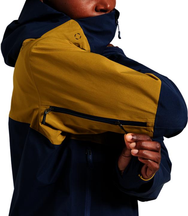 Actual product image La Sportiva Sender GTX Performance Jkt W (L)