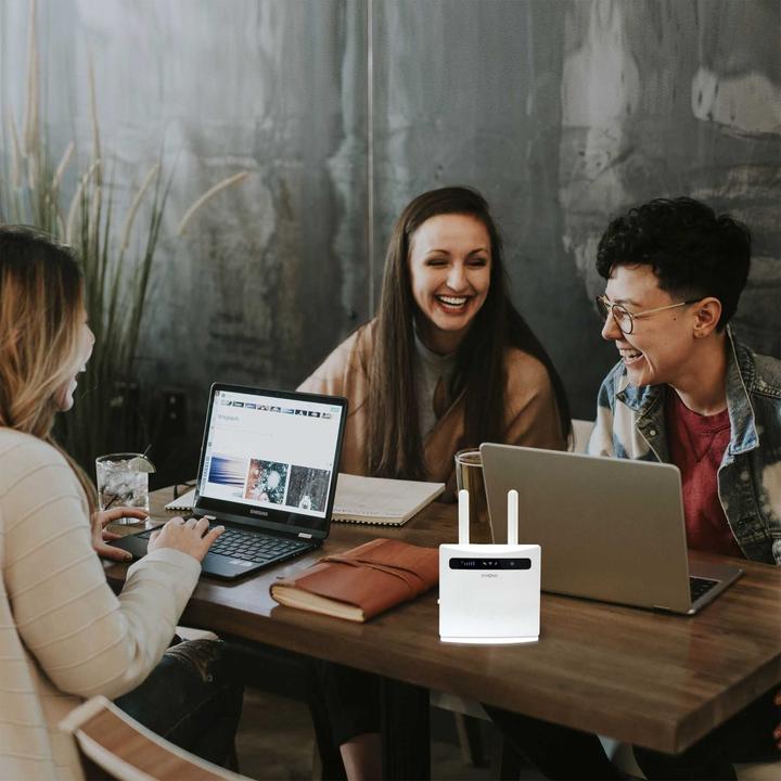 Produktbild Strong 4GROUTER300v2 WLAN-Router Einzelband (2,4GHz) Schnelles Ethernet 3G 4G Weiss