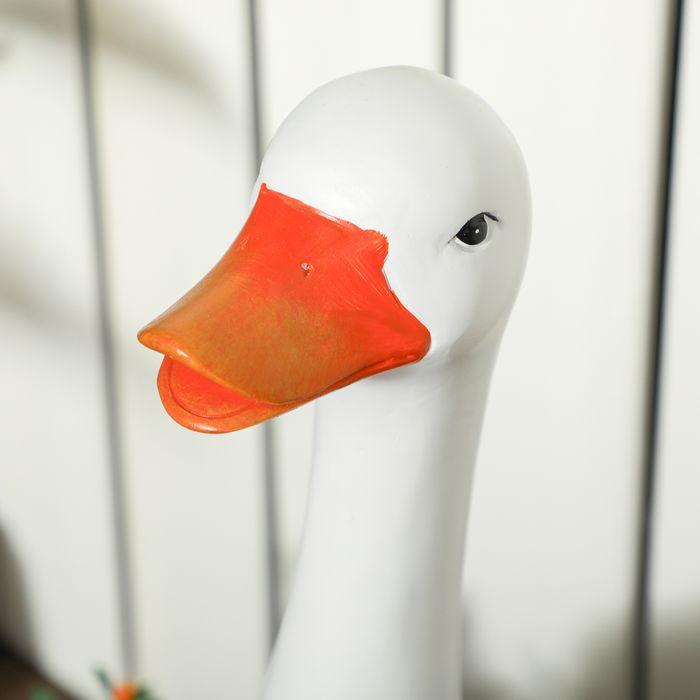 Produktbild Swisshandel24 Pflanztopf "Schwan mit Schulranzen" Design, Übertopf mit Entwässerungsbohrung, für Indoor & Outdoor (18 cm)