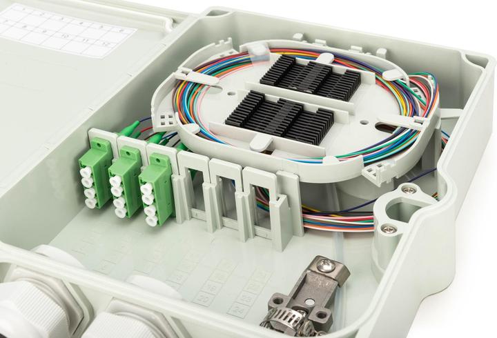 Produktbild Digitus FTTH-Verteilerbox, Singlemode, LC-APC Vorkonfektionierte Kupplungen, Pigtails