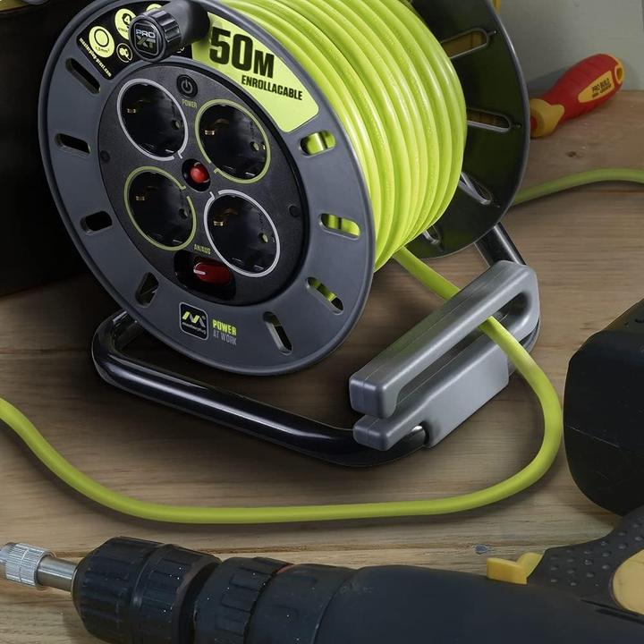 Actual product image Masterplug Pro-XT Cable Reel, 50 m, Extension 4 Schuko, Extension Cable, 3000 W, Grey/Green (50 m, 1.50 mm²)