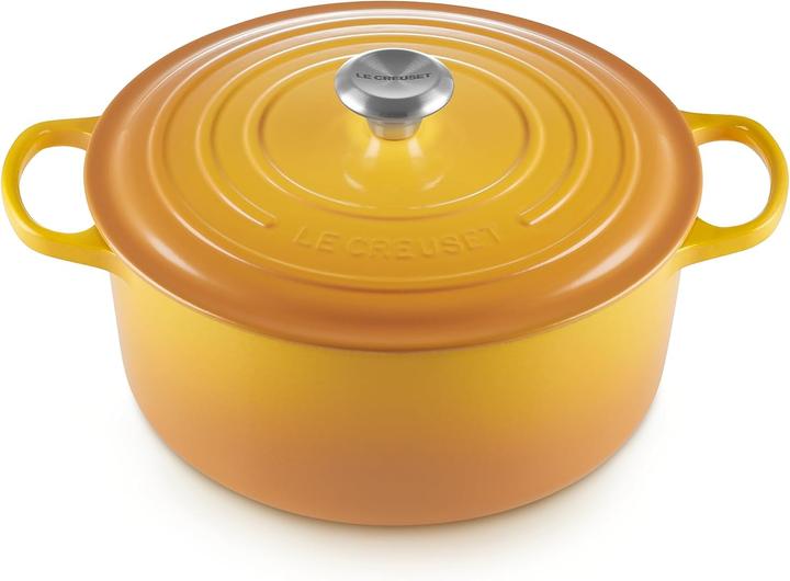 Actual product image Le Creuset Signature 28 cm round (28 cm, Casserole + Stewpot, Cast iron)