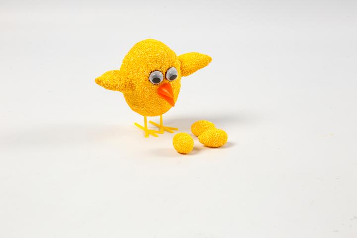 Actual product image VBS Chicken beak and feet, 8 sets